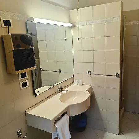 招待所 San Cristoforo 法恩莎