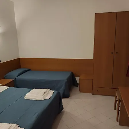 San Cristoforo 게스트하우스 파엔차